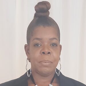 Meet your Posher, Denise